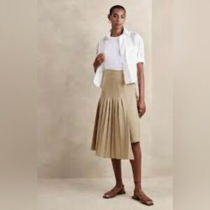 Banana republic pleated midi skirt NWT